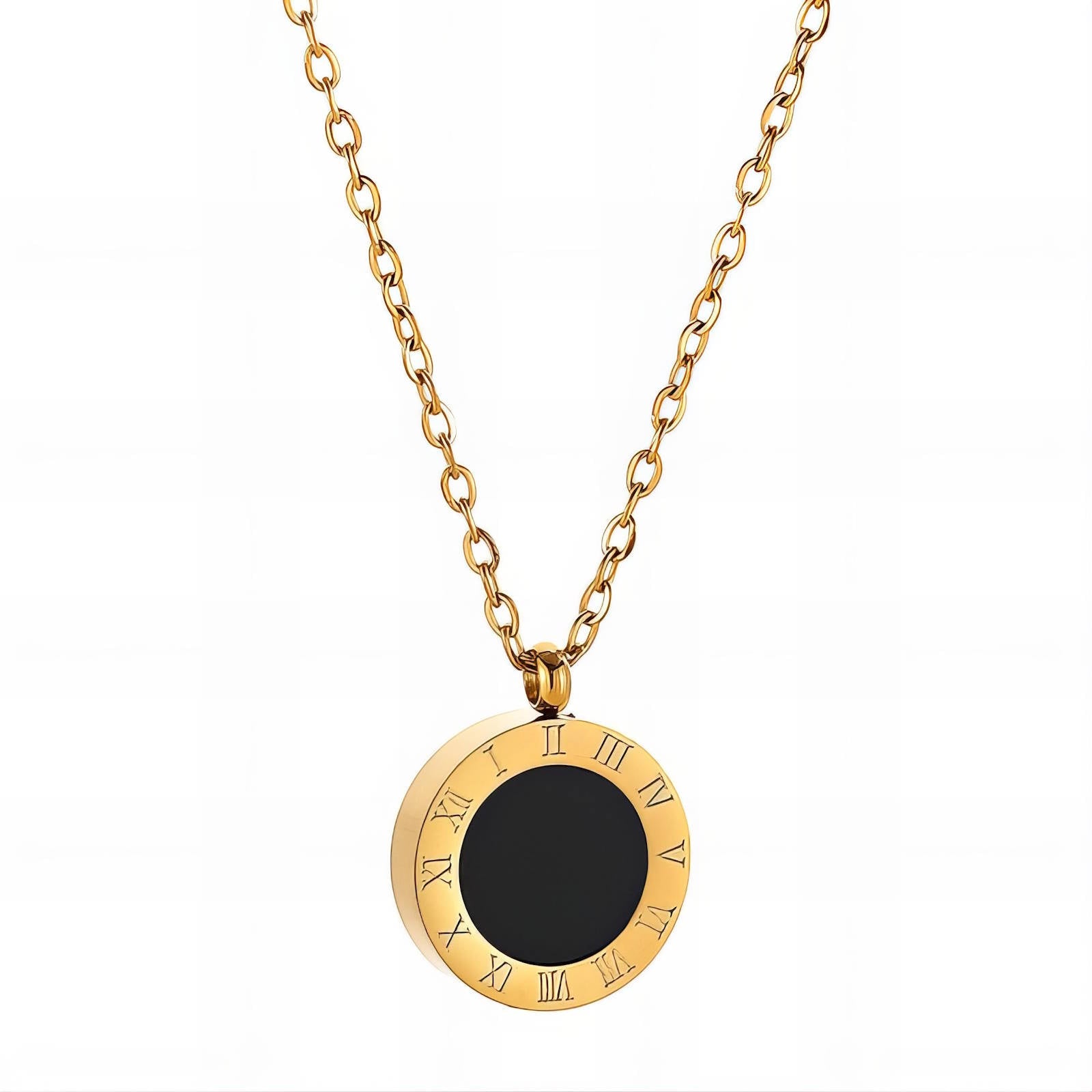 Roman Noir Pendant