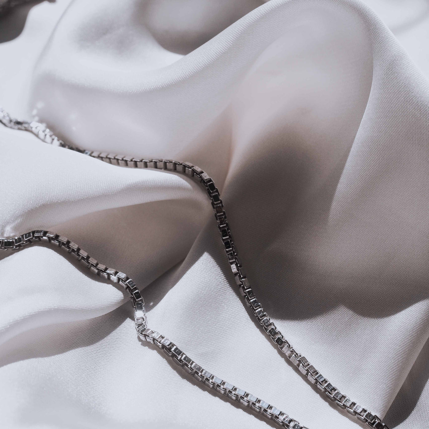 Bahama Box Chain Necklace - Silver