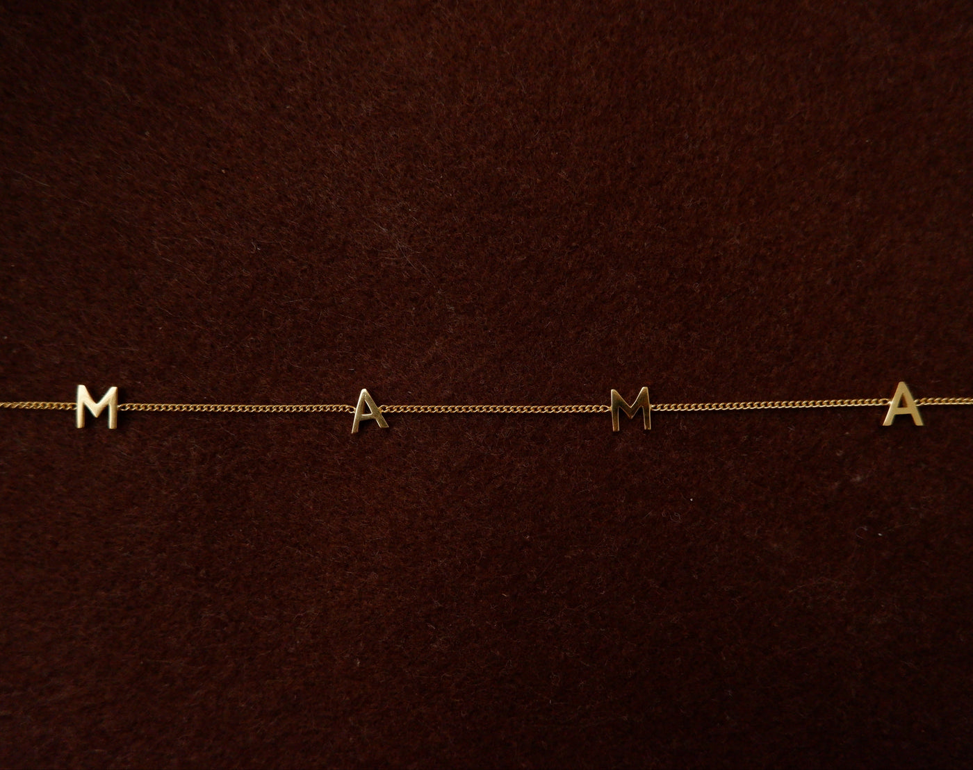 MAMA Necklace - Gold