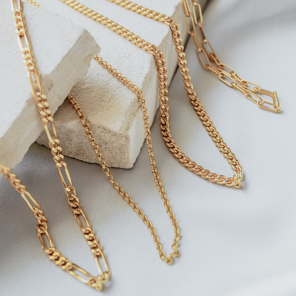 Minimalist Figari Chain Necklace - Gold