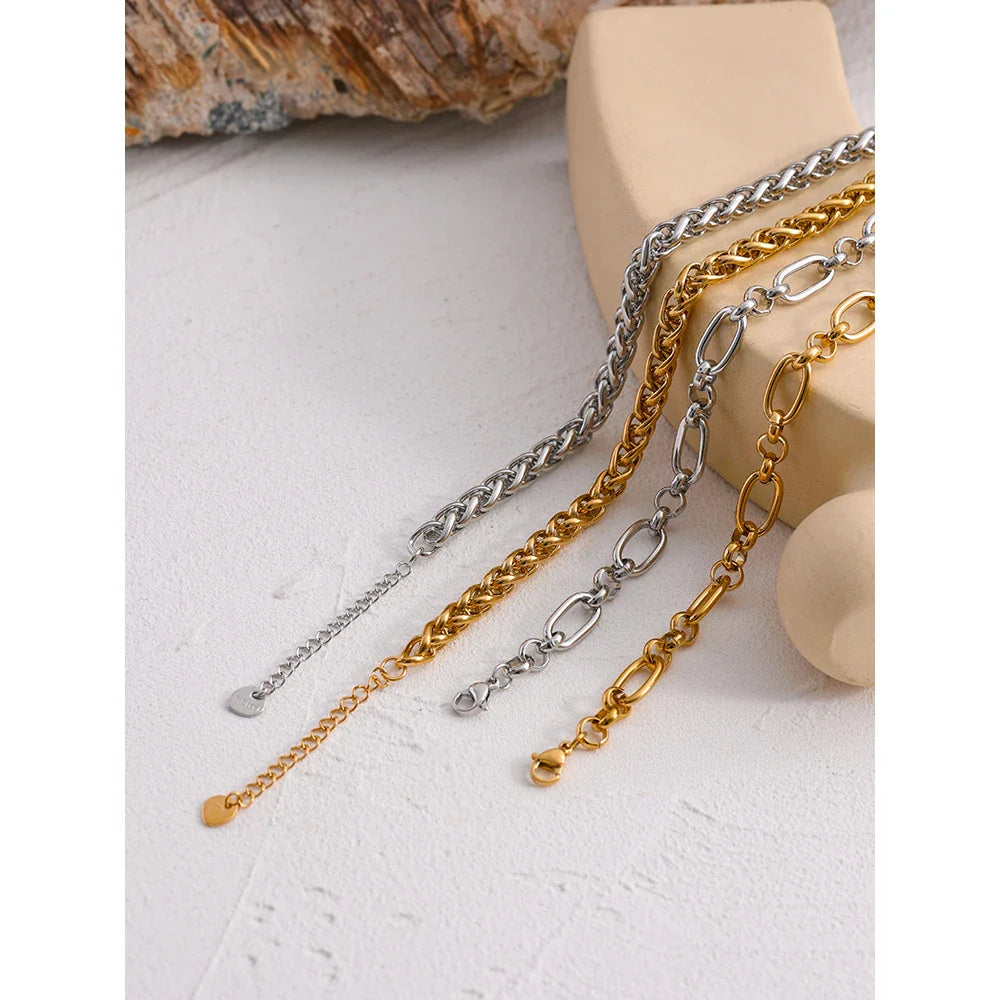 Selee Necklace
