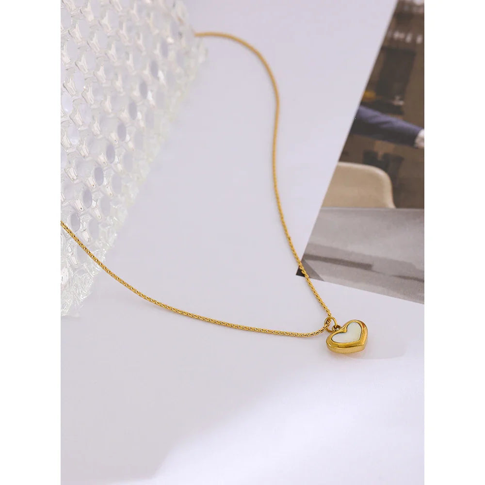 Je t'aime Necklace