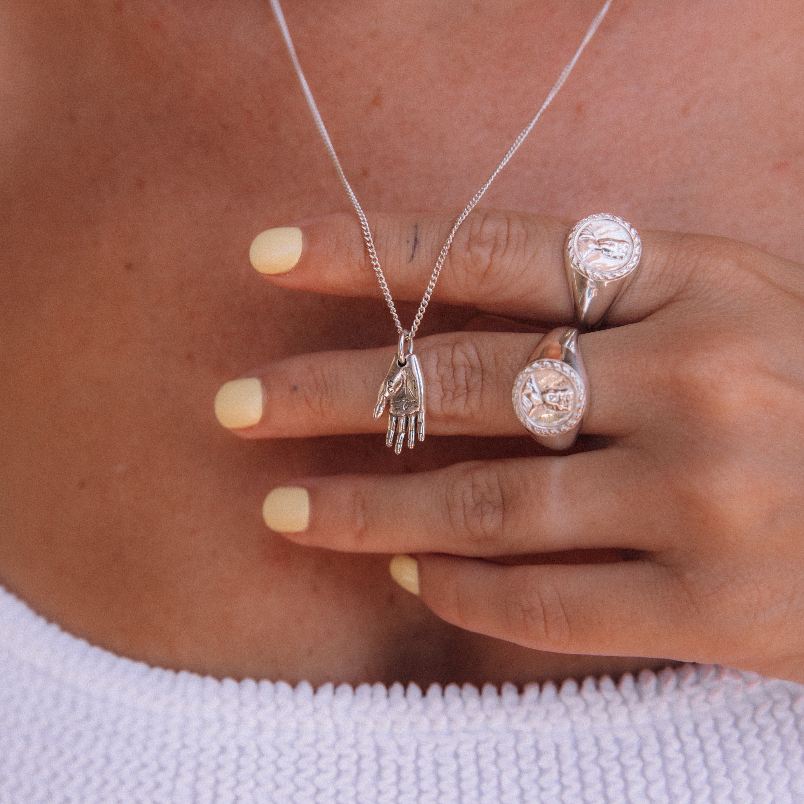 MANO AMIGA NECKLACE - SILVER