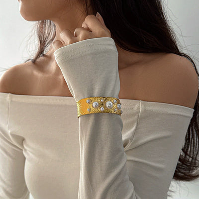 wrinkle pearl bracelet