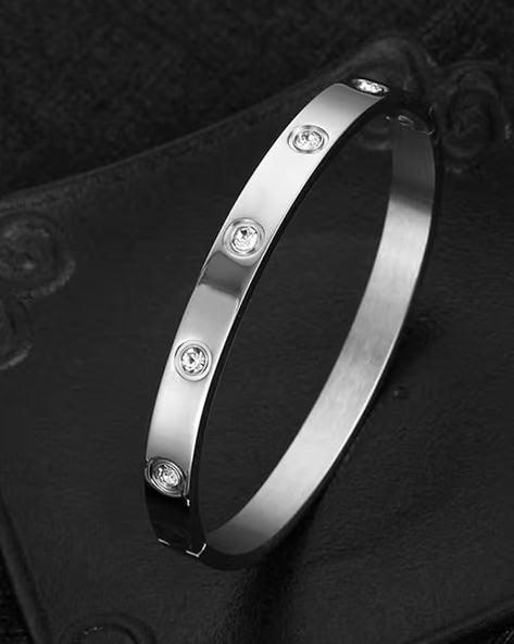 PUSCA Stylish Stone Bracelet - Silver
