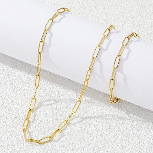 PUSCA Golden Paperclip Bracelet