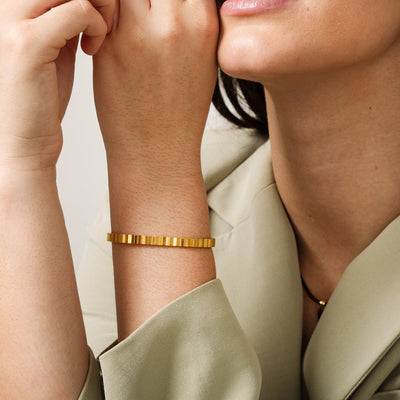 Neve Bangle - Gold