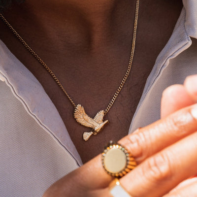 Dove Pendant Necklace - Gold