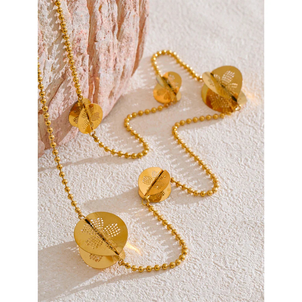 Pointo Necklace