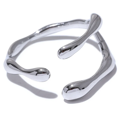 Hug Ring