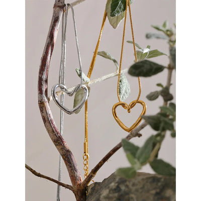 Amour Necklace