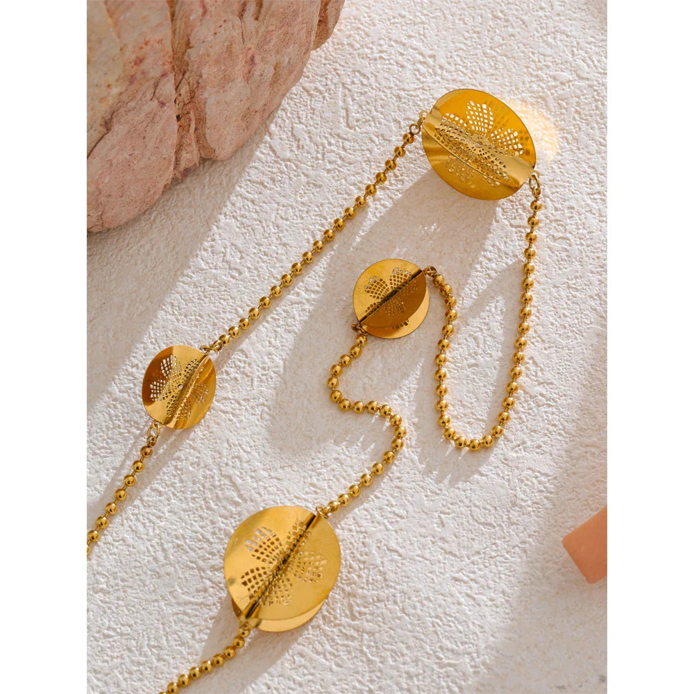 Pointo Necklace