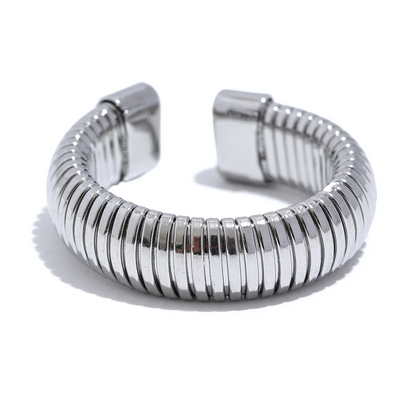 Ella Ring
