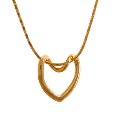 Amour Necklace