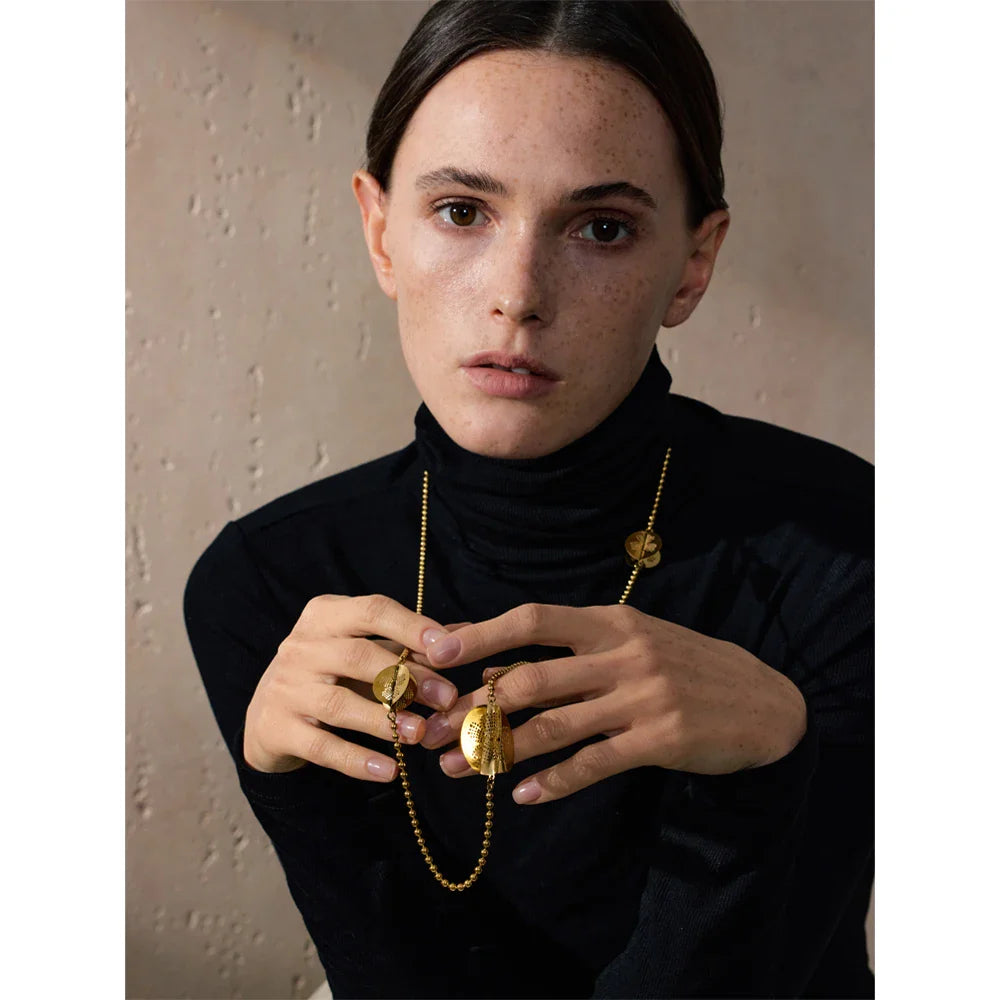 Pointo Necklace
