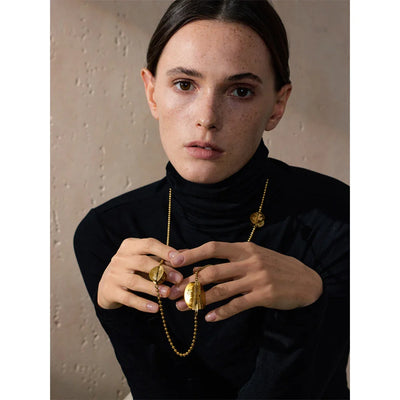 Pointo Necklace