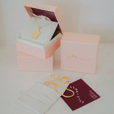 SERENA 'LOVE' NECKLACE PENDANT - GOLD